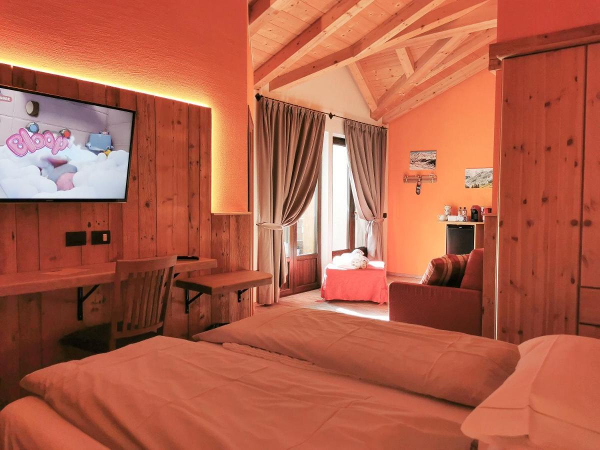 Agriturismo La Poina 利维尼奥 外观 照片