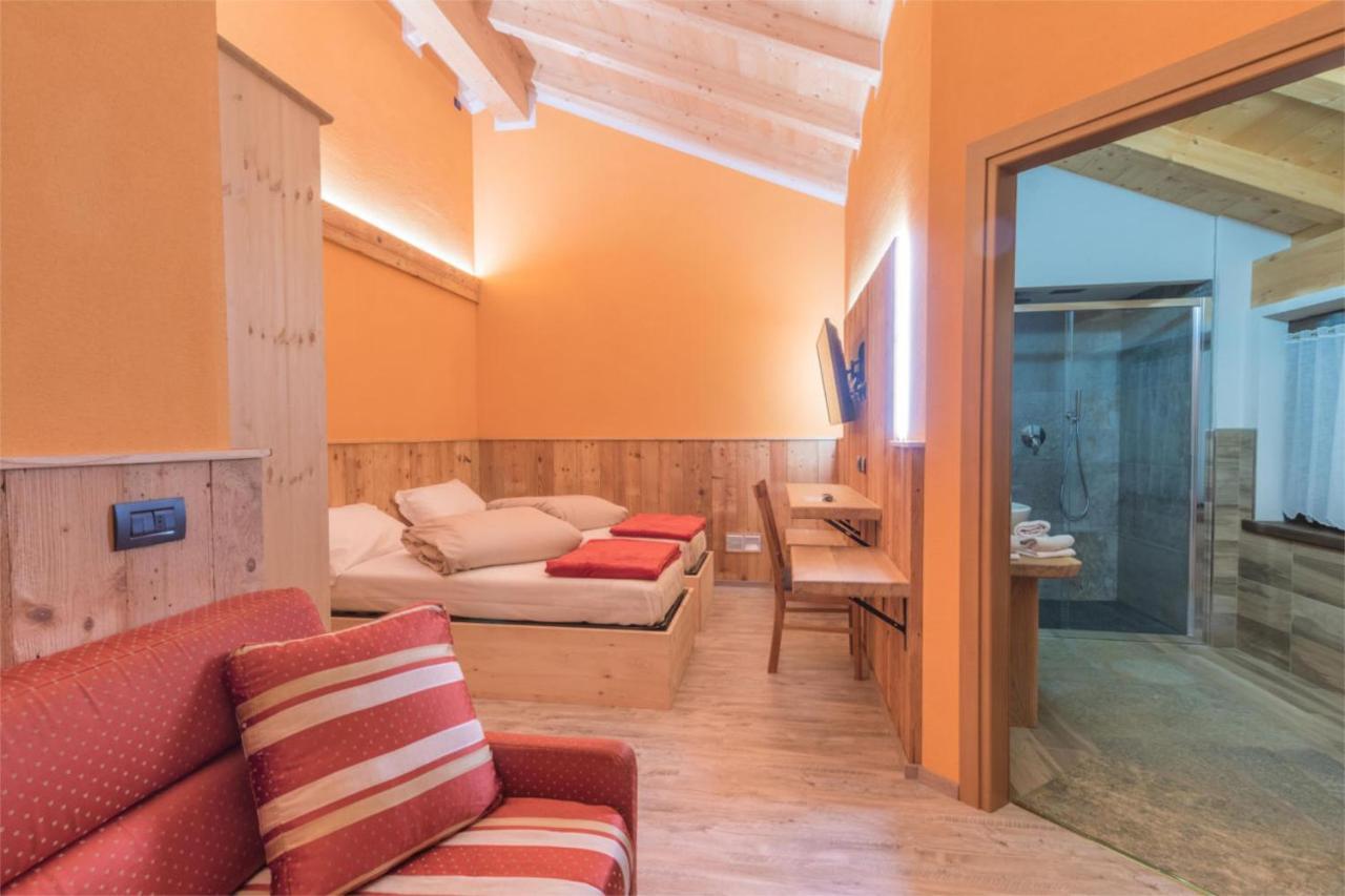 Agriturismo La Poina 利维尼奥 外观 照片