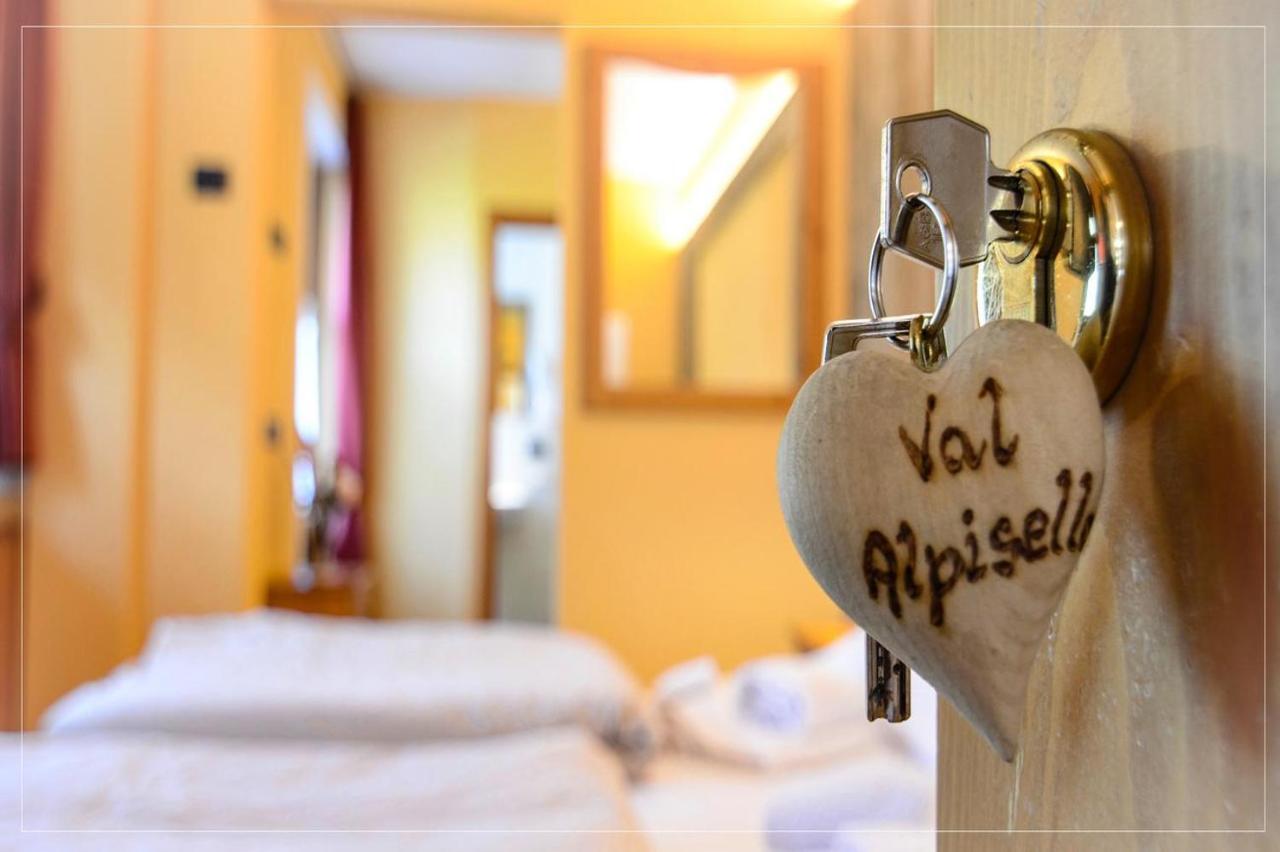 Agriturismo La Poina 利维尼奥 外观 照片